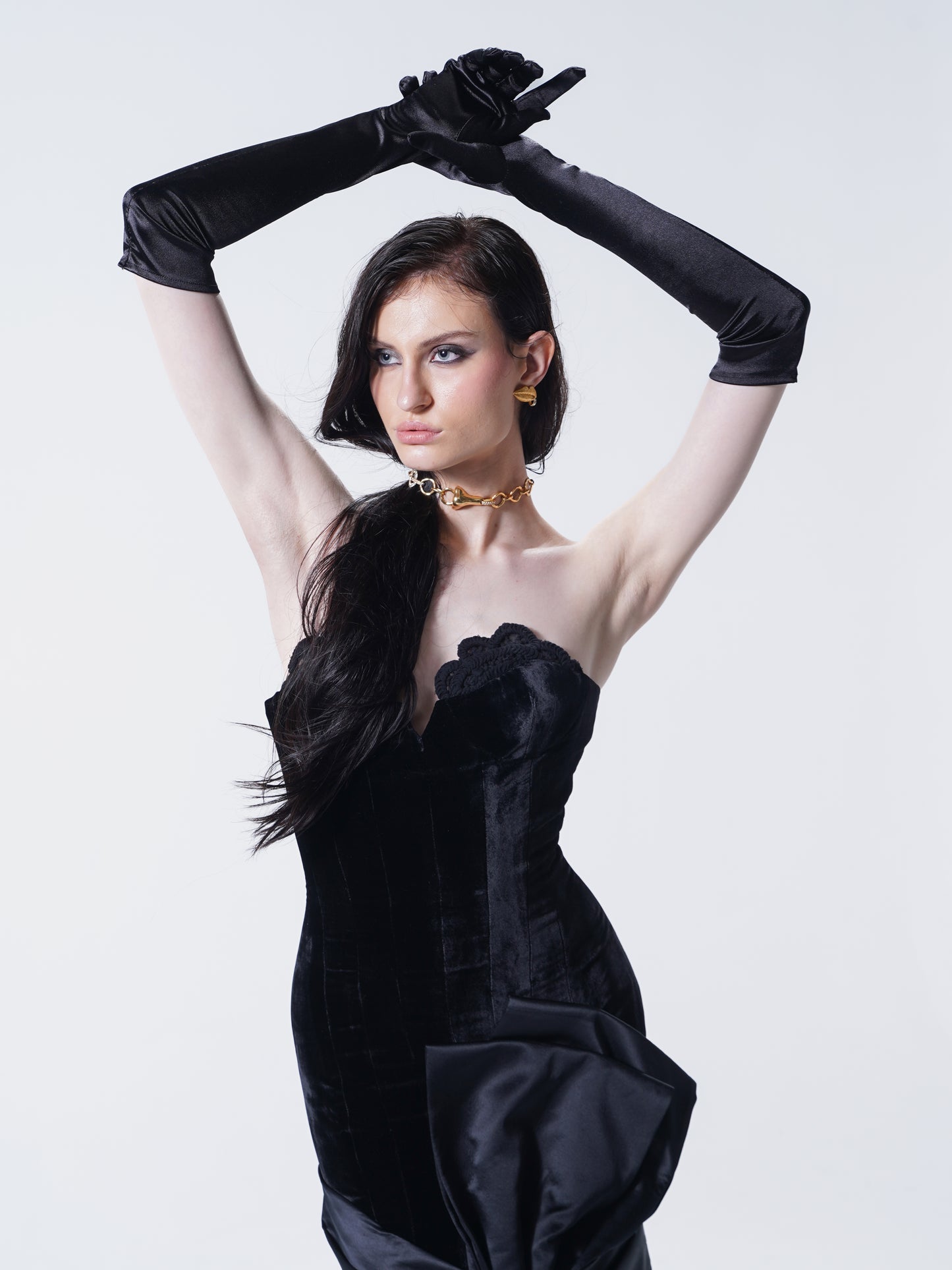 Velours Sauvage Bow Gown