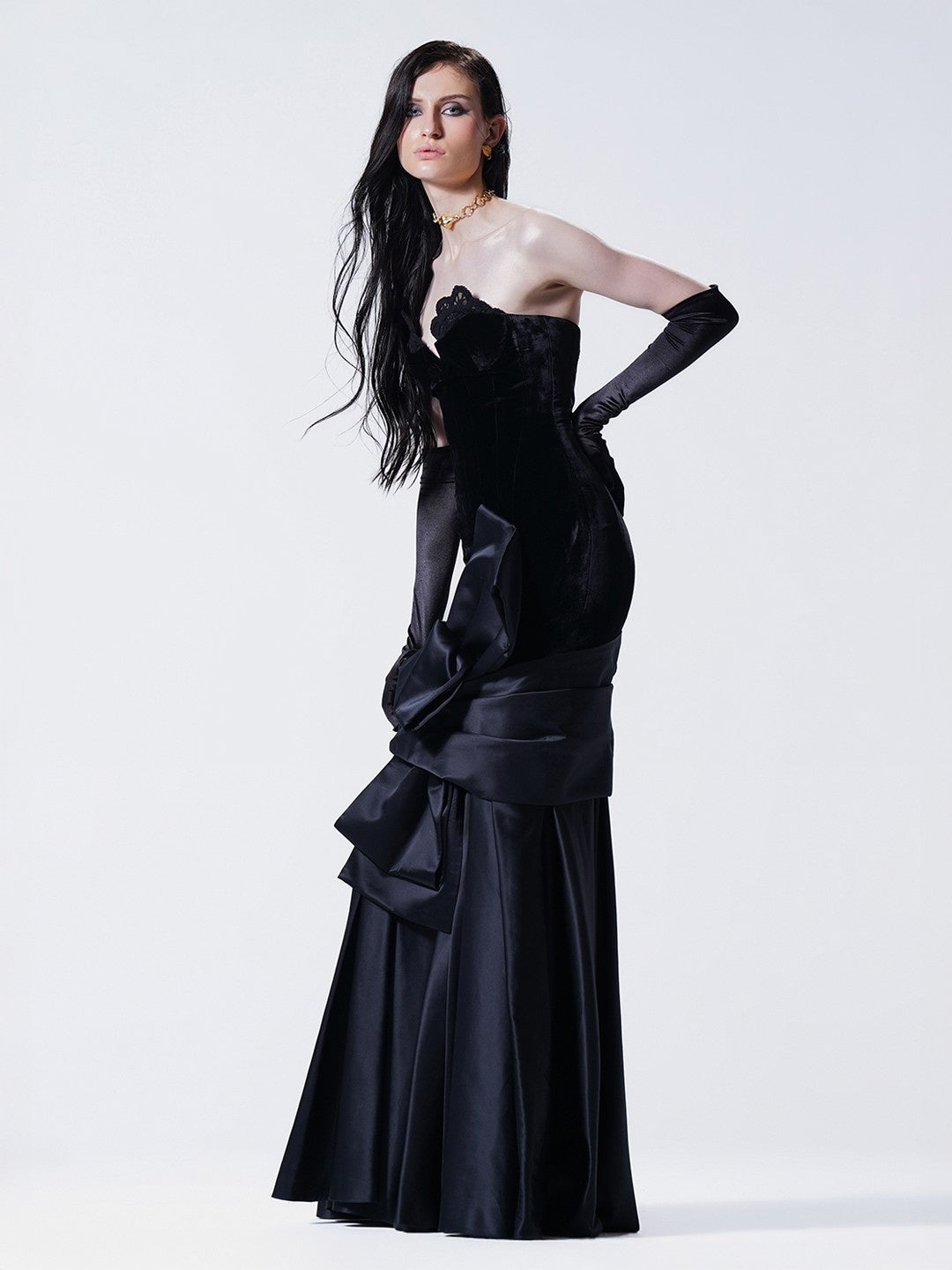 Velours Sauvage Bow Gown