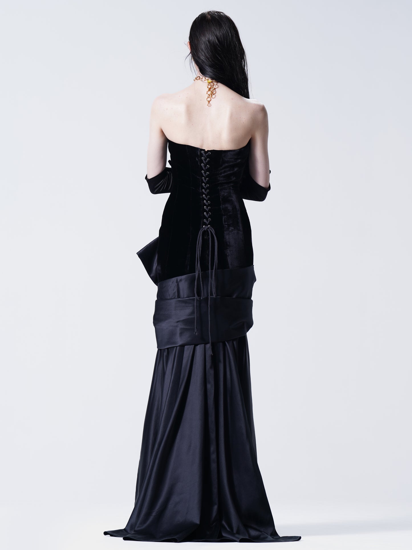 Velours Sauvage Bow Gown