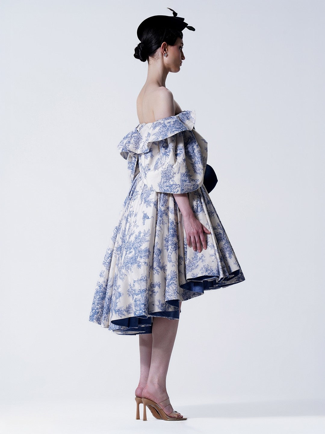 Scène de Rêve Bow Dress