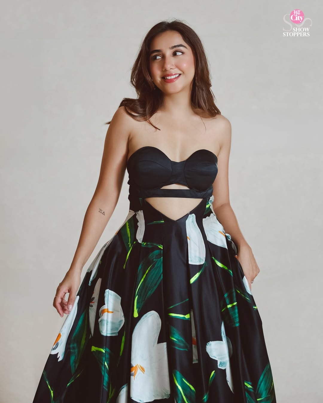 Prajakta Koli - Tulipe Bustier Midi Dress