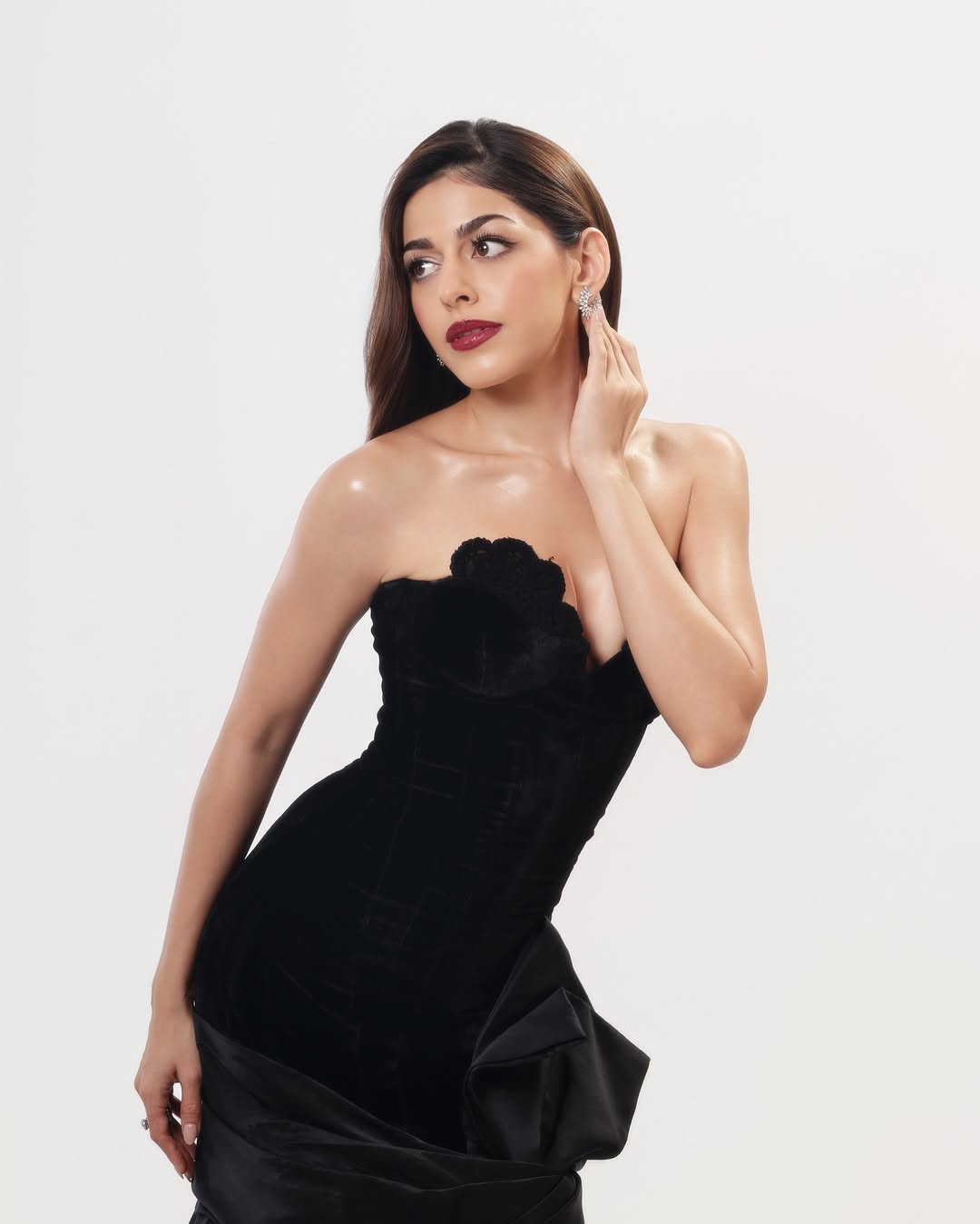 Alaya F - Velours Sauvage Bow Gown